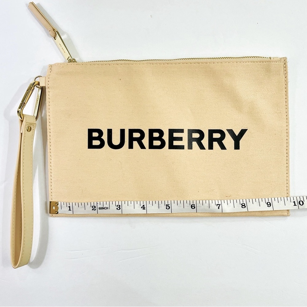 NWOT Burberry Beige Wristlet - Picture 3 of 8
